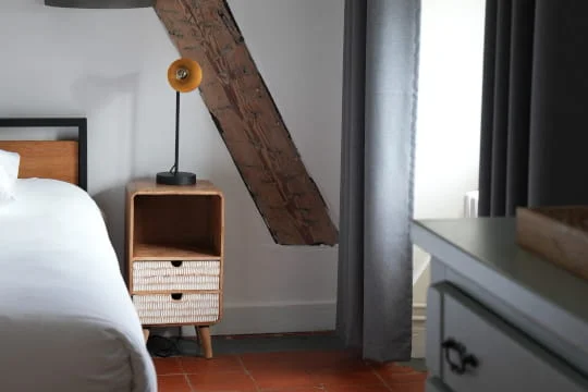 Lit King Size et lits superposés de la chambre familiale 3/4 climatisée, hôtel Savel Ruoms Ardèche