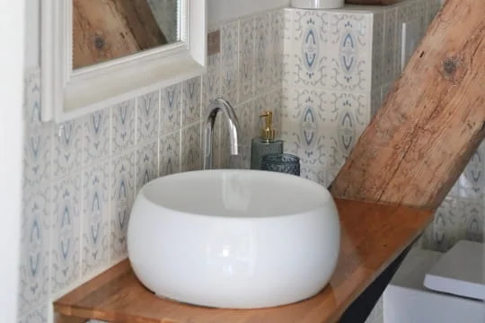 Suite confortable pour séjour touristique en Ardèche