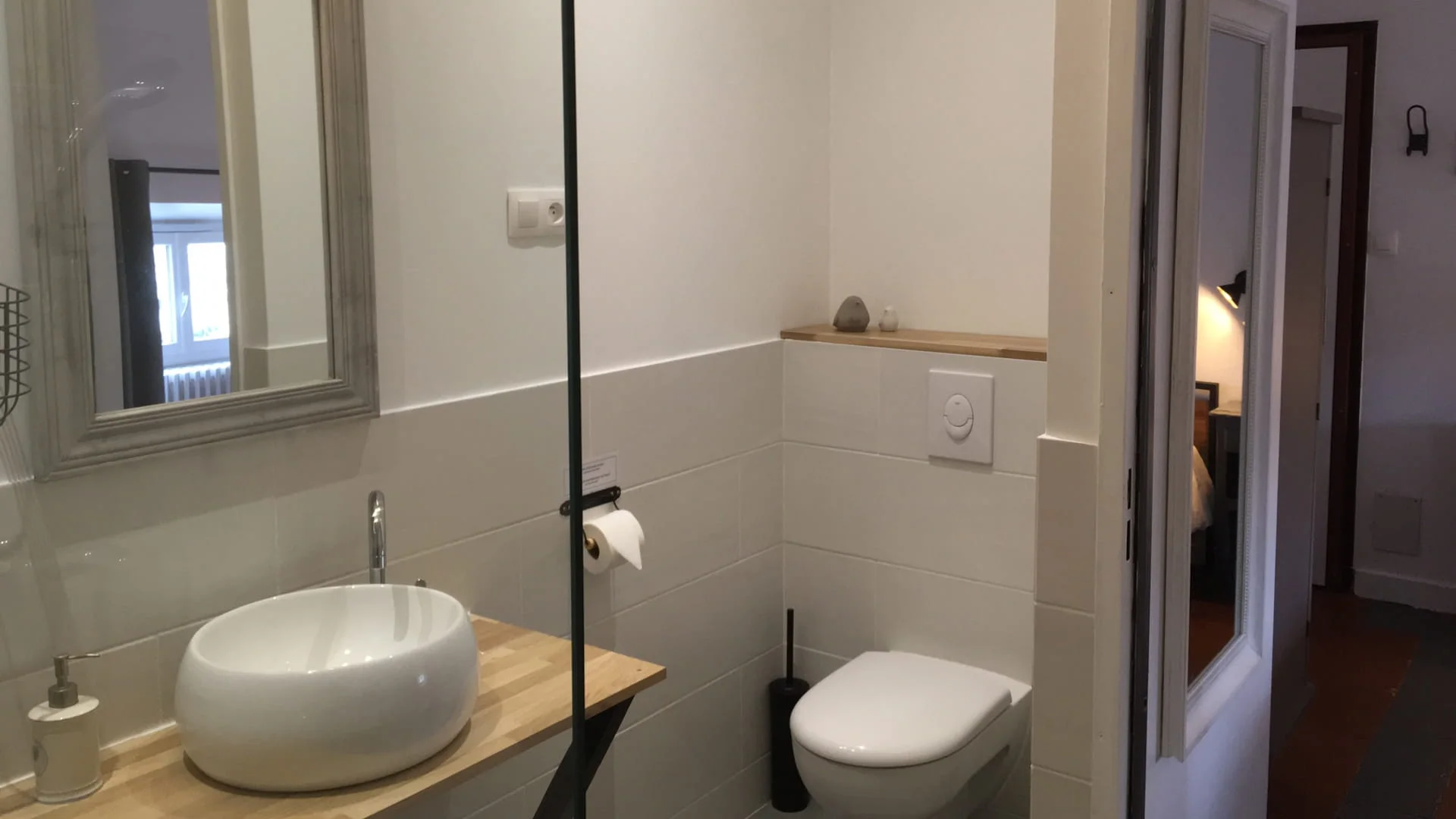 Salle de bain rénovée de la chambre familiale 3/4, hôtel de charme Savel Ruoms Ardèche